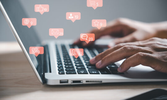 ¿Por qué hacer monitoreo en Internet y redes sociales en 2024?